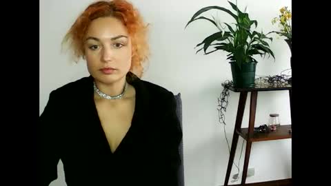 Snapshot of reddgirll chatting on 02-14-25, 04:31 reddgirll online show from 02-14-25, 04:31