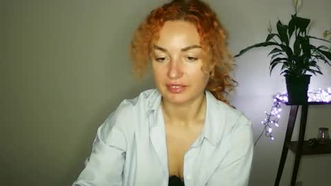Snapshot of reddgirll chatting on 02-15-25, 05:39 reddgirll online show from 02-15-25, 05:39