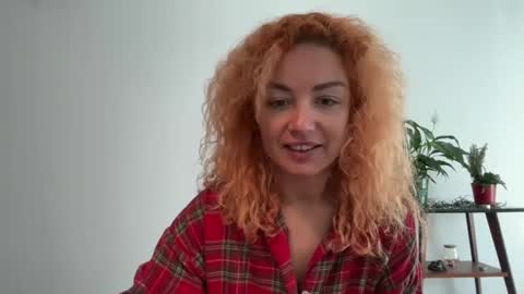 Snapshot of reddgirll chatting on 02-22-25, 11:35 reddgirll online show from 02-22-25, 11:35