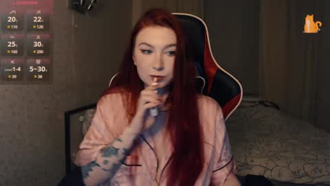 Lina online show from 01-30-25, 10:51