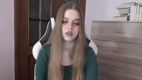 Lily online show from 03-13-26, 03:02