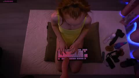 Redhead Shark online show from 04-29-26, 12:31