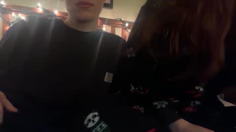 Snapshot of redheadandbigpeenar chatting on 01-06-26, 01:20 Redhead and BigPeenar online show from 01-06-26, 01:20