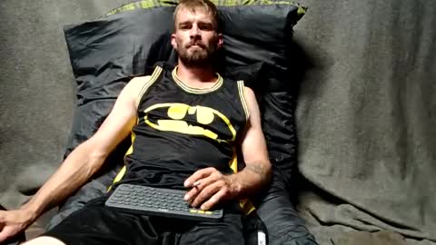 Snapshot of redheadlover828 chatting on 09-24-25, 06:17 Kevin online show from 09-24-25, 06:17