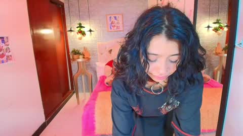 Snapshot of redhotter_ chatting on 01-15-25, 01:56 Lili Lopez online show from 01-15-25, 01:56