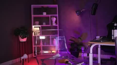 Snapshot of redjasmine_ chatting on 09-30-25, 06:35 Red Jasmine online show from 09-30-25, 06:35