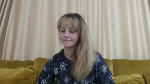 Snapshot of redjessica chatting on 11-06-25, 05:52 RedJessica online show from 11-06-25, 05:52