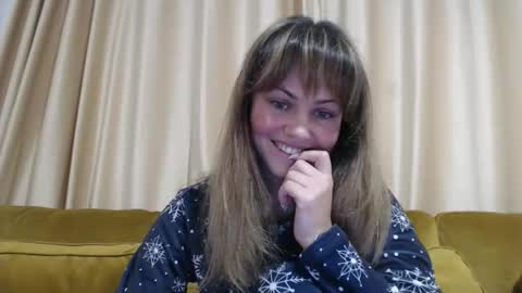 Snapshot of redjessica chatting on 01-14-26, 06:08 RedJessica online show from 01-14-26, 06:08