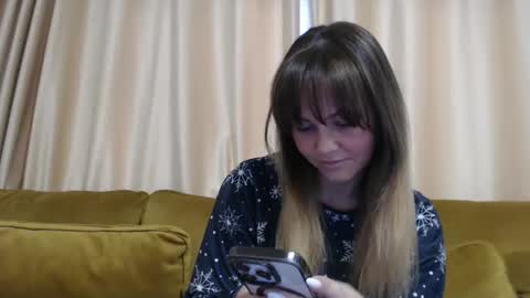 Snapshot of redjessica chatting on 03-04-26, 06:19 RedJessica online show from 03-04-26, 06:19