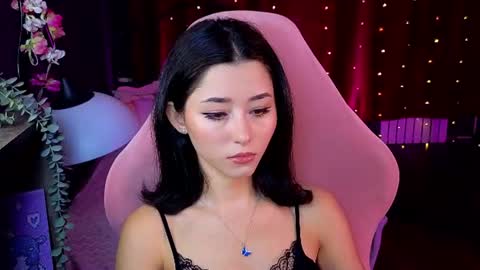 Snapshot of redmidnight_ chatting on 06-24-26, 08:52 Kiara online show from 06-24-26, 08:52
