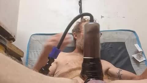 rednicedick online show from 10-19-25, 05:19