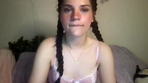 Penelope online show from 02-18-25, 05:10
