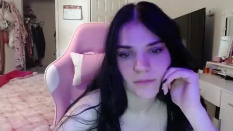 Penelope online show from 10-23-25, 08:51
