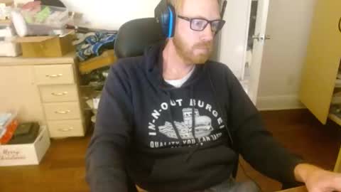 Snapshot of redrob57 chatting on 11-21-25, 06:23 redrob57 online show from 11-21-25, 06:23