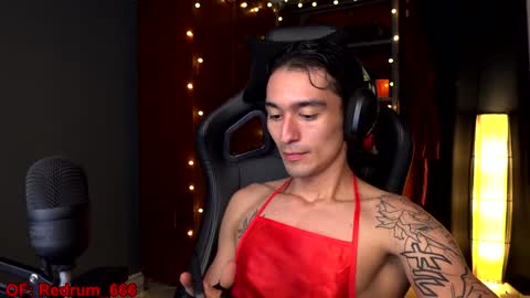 Snapshot of redrum_696 chatting on 12-24-24, 02:54 Red online show from 12-24-24, 02:54