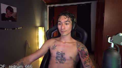 Snapshot of redrum_696 chatting on 01-26-25, 09:29 Red online show from 01-26-25, 09:29