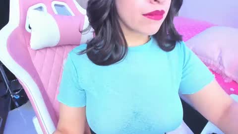 Snapshot of redski77 chatting on 11-13-25, 06:34 redski77 online show from 11-13-25, 06:34