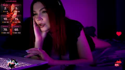 Red online show from 07-14-26, 10:59