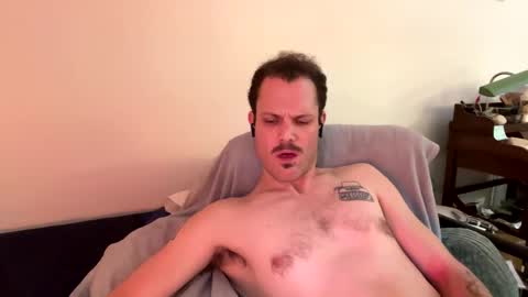 Snapshot of reed_thomas chatting on 12-08-24, 07:47 Reed Thomas online show from 12-08-24, 07:47