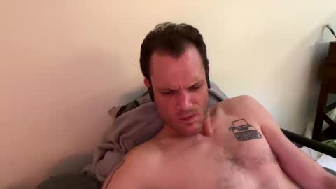 Snapshot of reed_thomas chatting on 09-17-25, 06:48 Reed Thomas online show from 09-17-25, 06:48