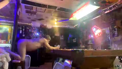 Lee online show from 11-03-25, 03:19