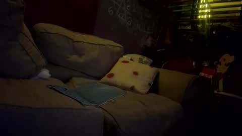 Lee online show from 05-03-26, 04:35