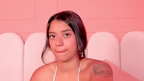 Snapshot of regina_noctixx chatting on 03-10-25, 10:04 Regina online show from 03-10-25, 10:04