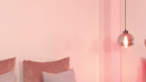 Snapshot of regina_noctixx chatting on 09-10-25, 04:56 Regina online show from 09-10-25, 04:56