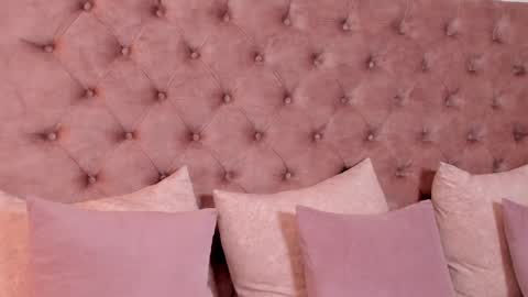 Snapshot of regina_noctixx chatting on 11-02-25, 10:01 Regina online show from 11-02-25, 10:01