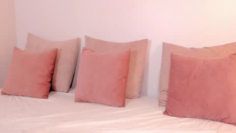 Snapshot of regina_noctixx chatting on 11-06-25, 10:32 Regina online show from 11-06-25, 10:32