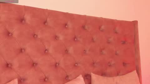 Snapshot of regina_noctixx chatting on 11-24-25, 10:42 Regina online show from 11-24-25, 10:42