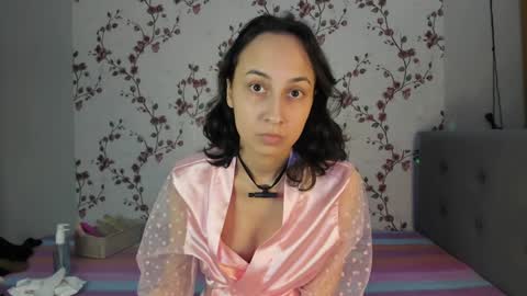 Snapshot of reginamoon12 chatting on 02-02-25, 04:32 Alisa online show from 02-02-25, 04:32