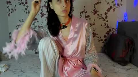 Snapshot of reginamoon12 chatting on 10-19-25, 08:48 Alisa online show from 10-19-25, 08:48