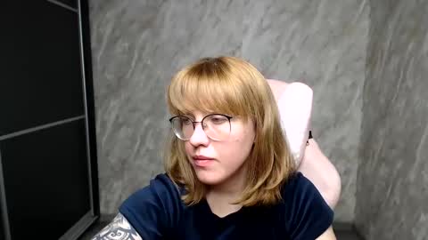 Regina online show from 03-05-25, 04:57