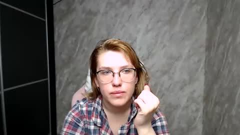 Regina online show from 03-08-25, 02:34