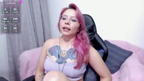 Snapshot of rei_jey chatting on 02-03-26, 06:22 Reid Green online show from 02-03-26, 06:22