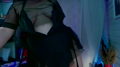 Karina online show from 02-10-25, 11:46