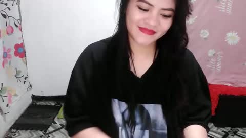 reign2525 online show from 03-04-26, 03:40