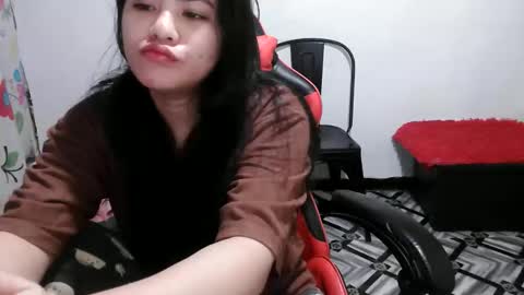 reign2525 online show from 03-14-26, 05:51