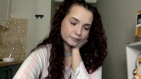 Snapshot of reilbelll chatting on 12-22-25, 06:49 Bell online show from 12-22-25, 06:49