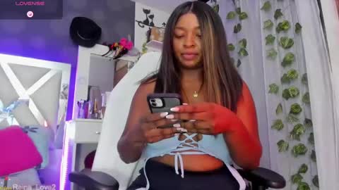 Reina online show from 01-22-25, 01:00