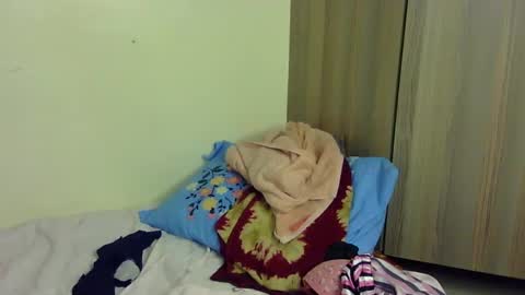 Snapshot of rellings_maya chatting on 01-21-25, 12:50 rellings-maya online show from 01-21-25, 12:50