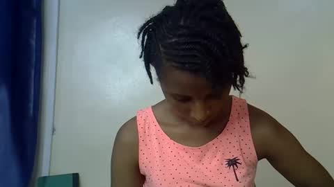 Snapshot of rellings_maya chatting on 10-25-25, 06:35 rellings-maya online show from 10-25-25, 06:35