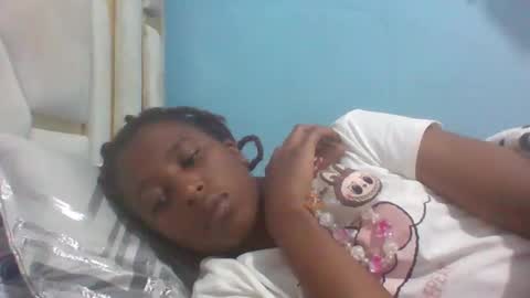 Snapshot of rellings_maya chatting on 01-06-26, 04:16 rellings-maya online show from 01-06-26, 04:16