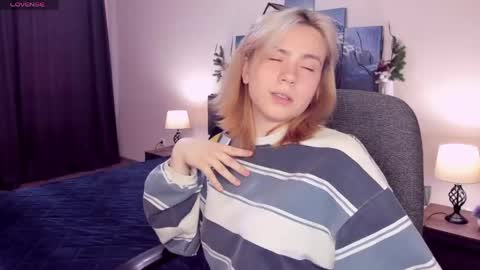 RemiPeach online show from 05-26-26, 03:52