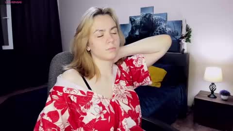 RemiPeach online show from 06-09-26, 05:24