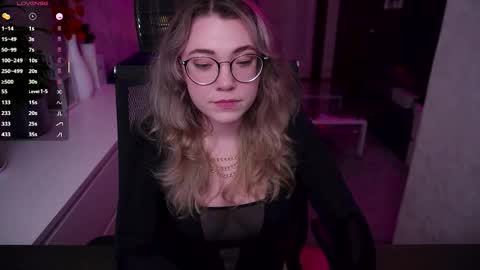 Snapshot of remywild chatting on 11-05-25, 05:46 RemyWild online show from 11-05-25, 05:46