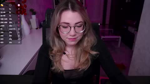 Snapshot of remywild chatting on 11-29-25, 02:09 RemyWild online show from 11-29-25, 02:09