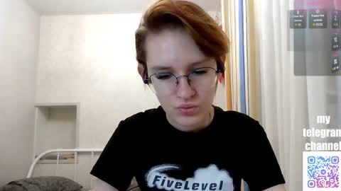 Snapshot of renaeblaski chatting on 02-12-26, 05:52 Claire online show from 02-12-26, 05:52