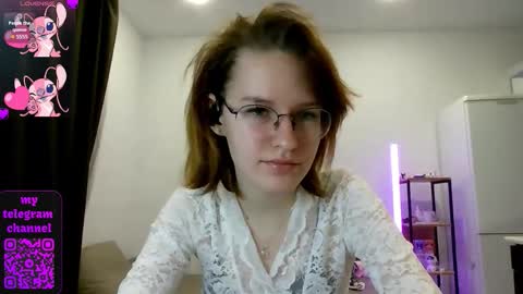 Snapshot of renaeblaski chatting on 03-02-26, 05:31 Claire online show from 03-02-26, 05:31
